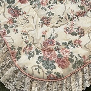Vintage Croscill Ribbon Floral Dusky Pink Sage Cream Bedspread with Lace Trim